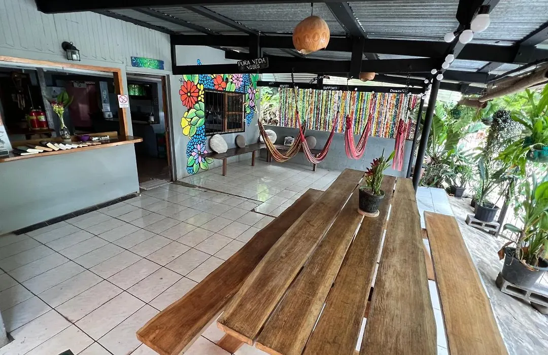 Pura Vida Hostel-1